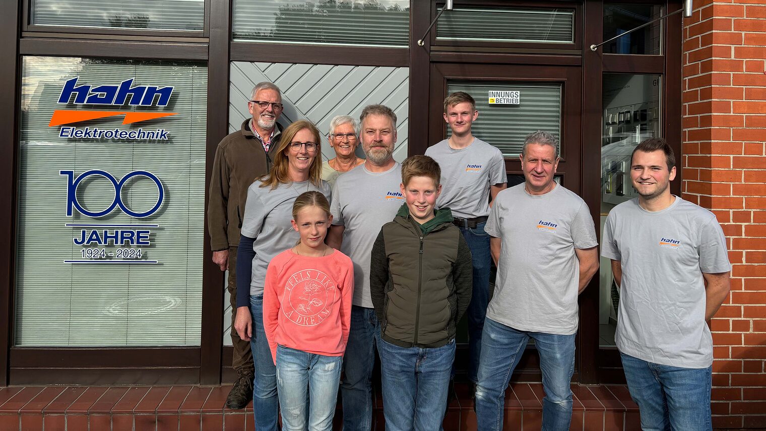 100 Jahre Elektrotechnik Hahn aus Handorf