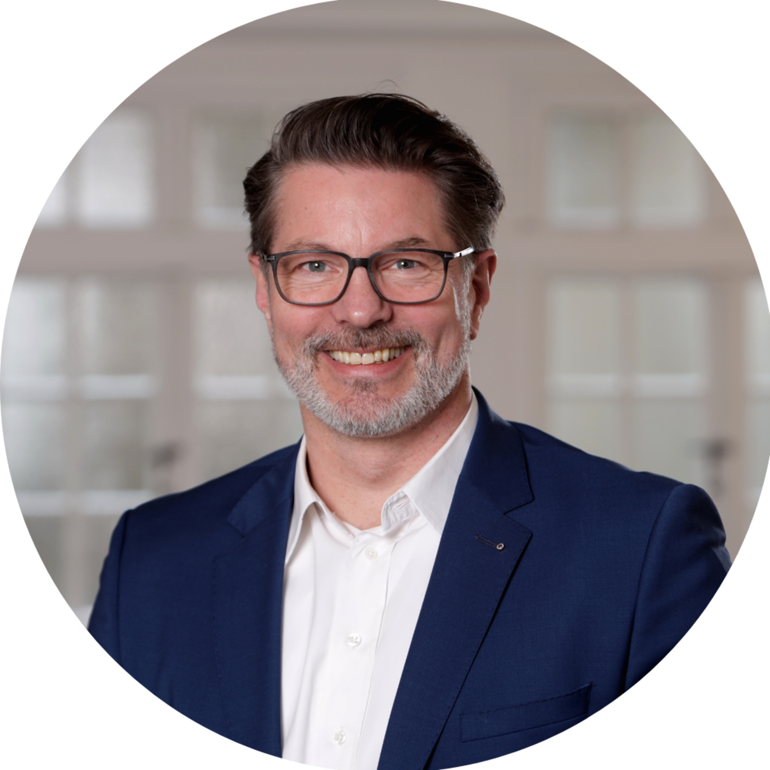 Portraitfoto Jochen Angerstein