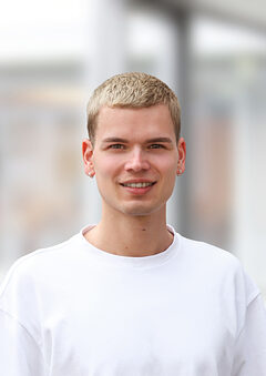 Portraitfoto von Lennard Kugeler