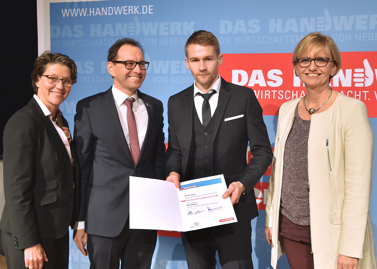 BPLW Gute Form Bodenleger - André Bade